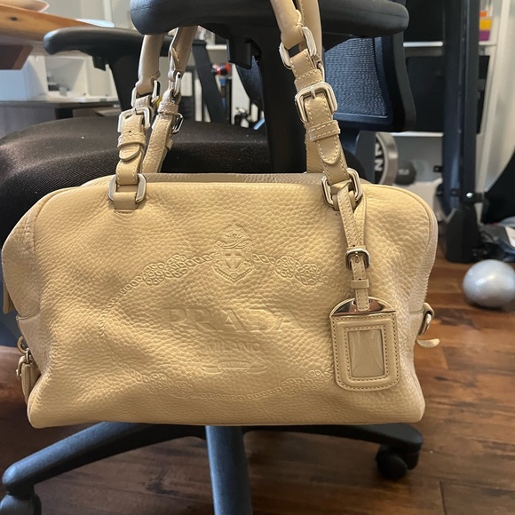 PRADA Bag - Mint Condition - Picture 6 of 8